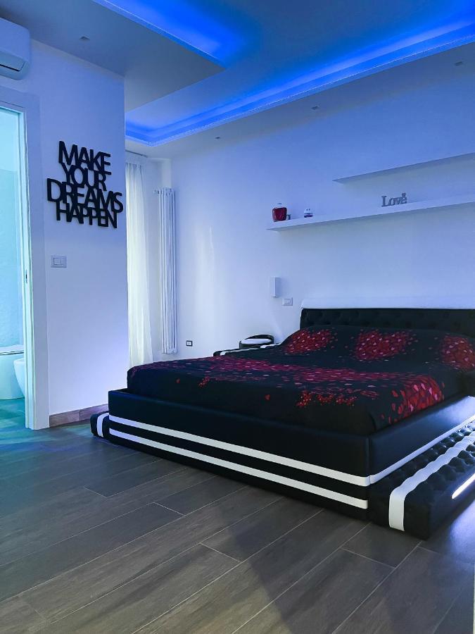 Due Cuori Suite Бари Екстериор снимка