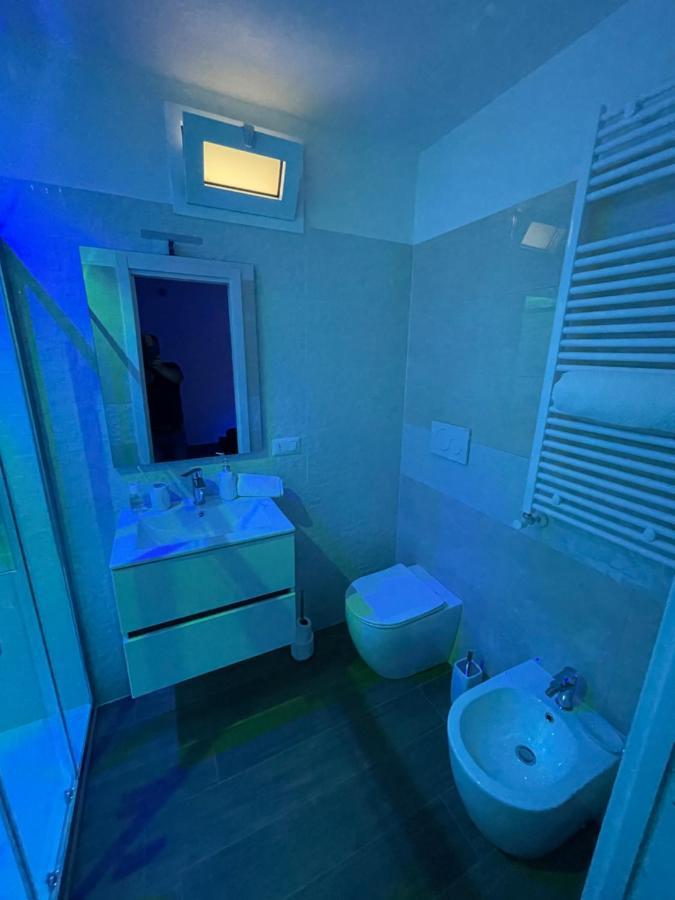 Due Cuori Suite Бари Екстериор снимка