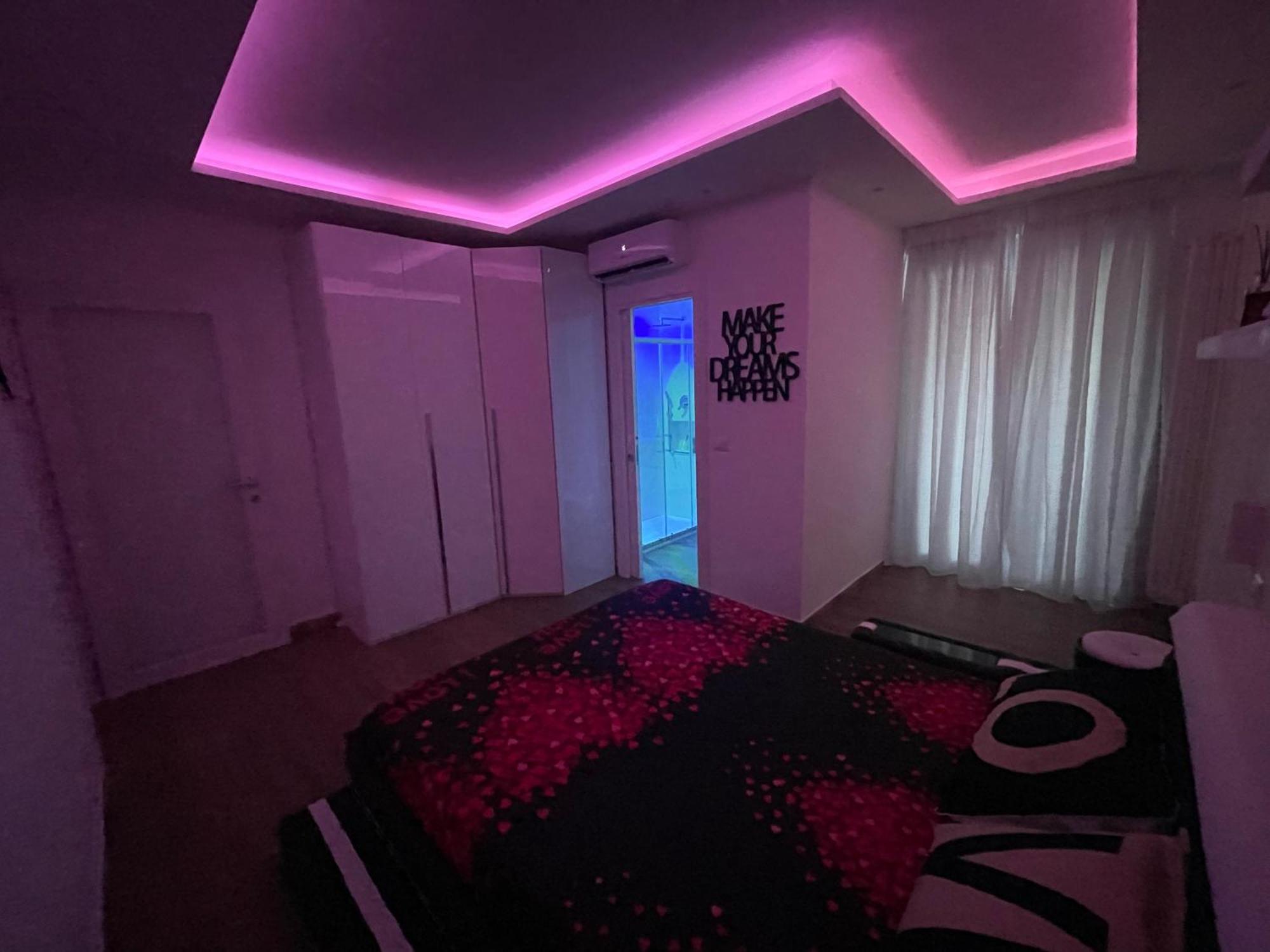 Due Cuori Suite Бари Екстериор снимка