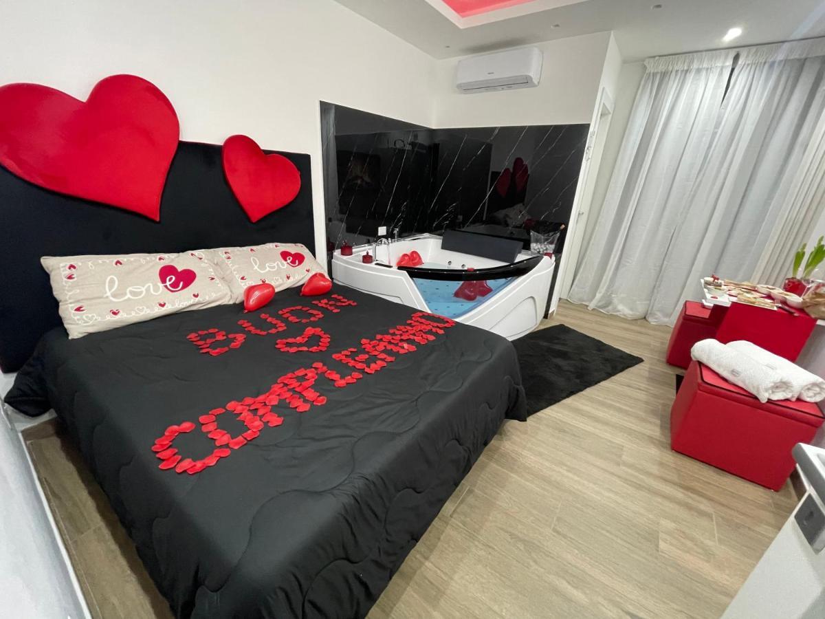 Due Cuori Suite Бари Екстериор снимка