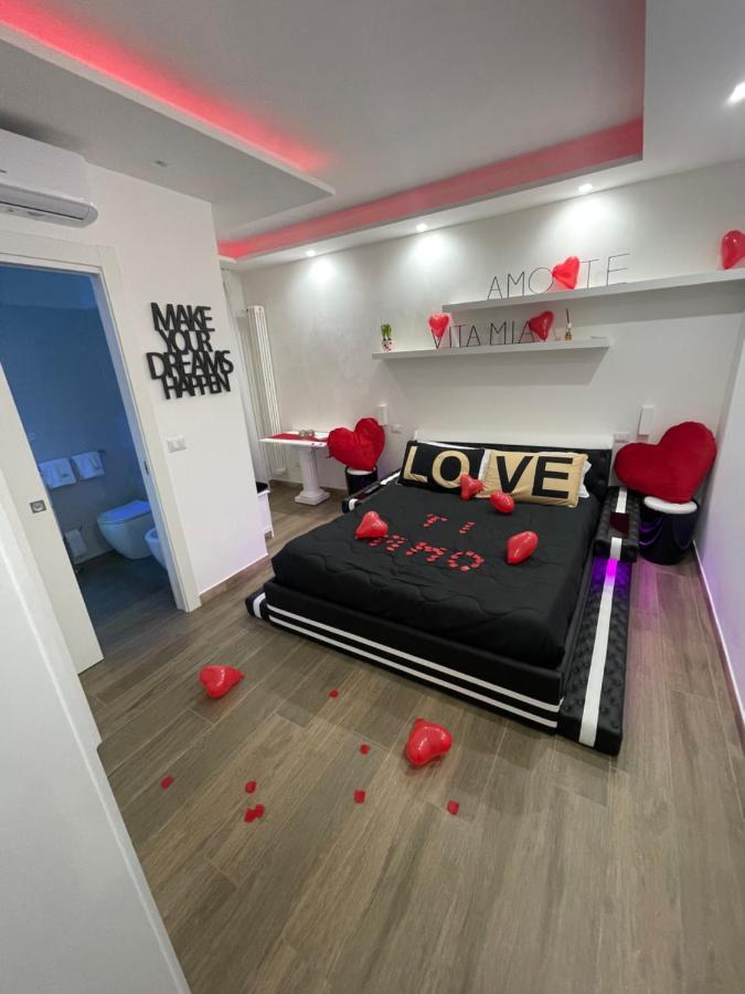 Due Cuori Suite Бари Екстериор снимка