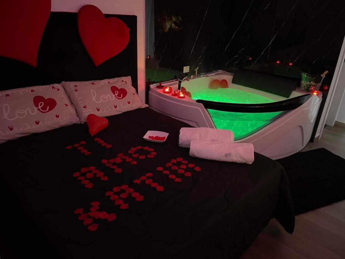 Due Cuori Suite Бари Екстериор снимка