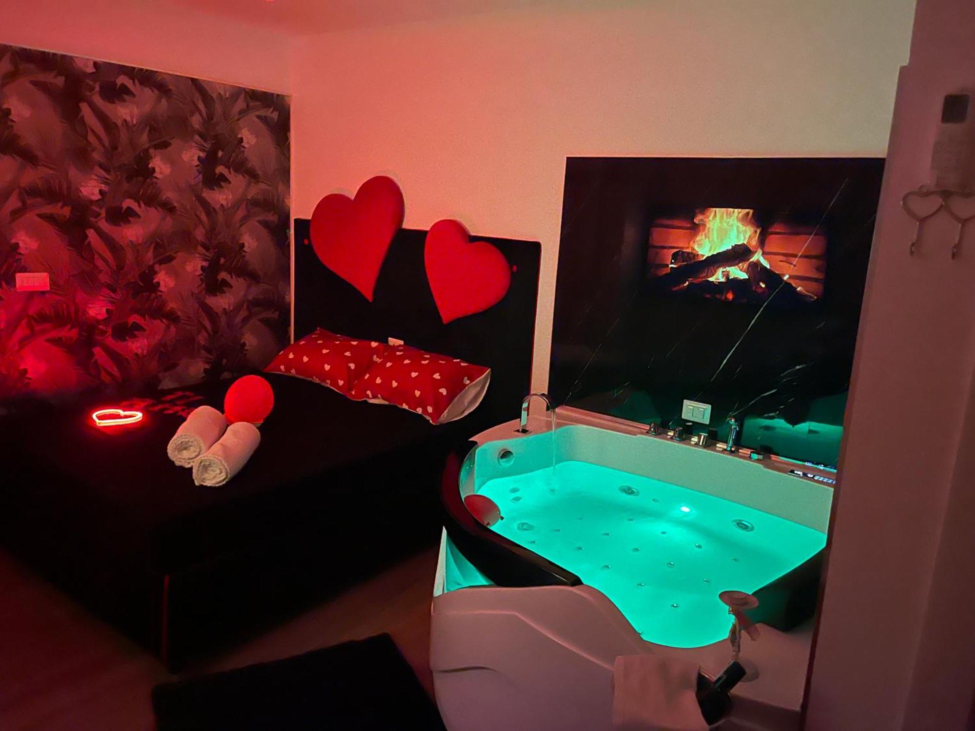 Due Cuori Suite Бари Екстериор снимка