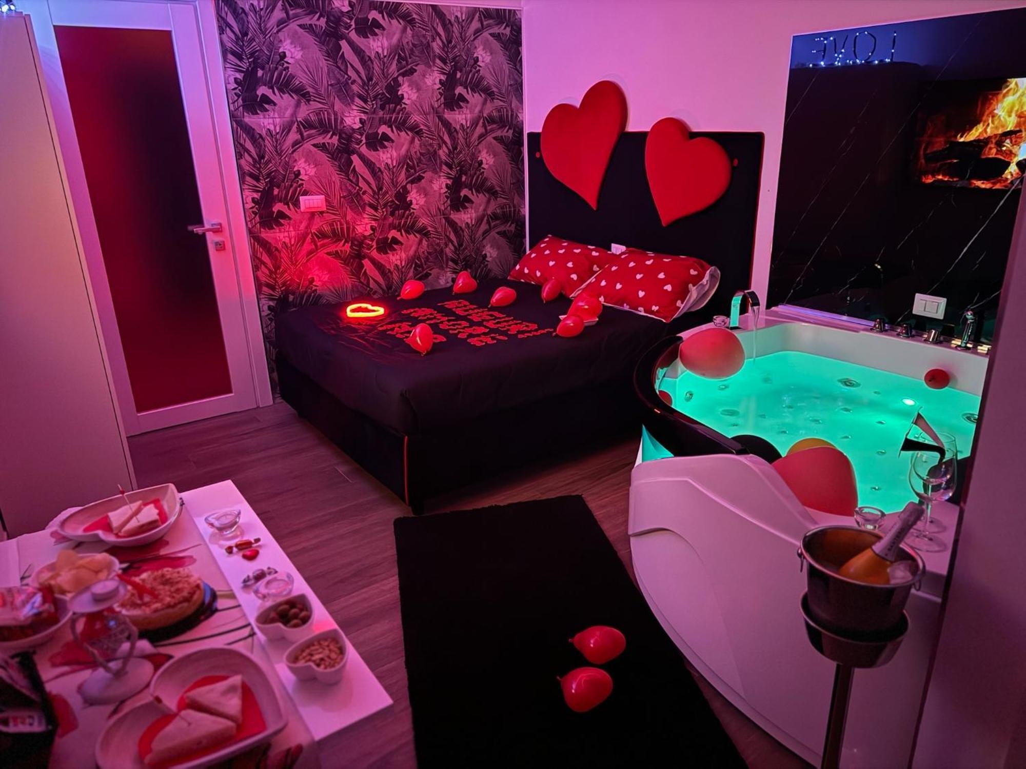 Due Cuori Suite Бари Екстериор снимка