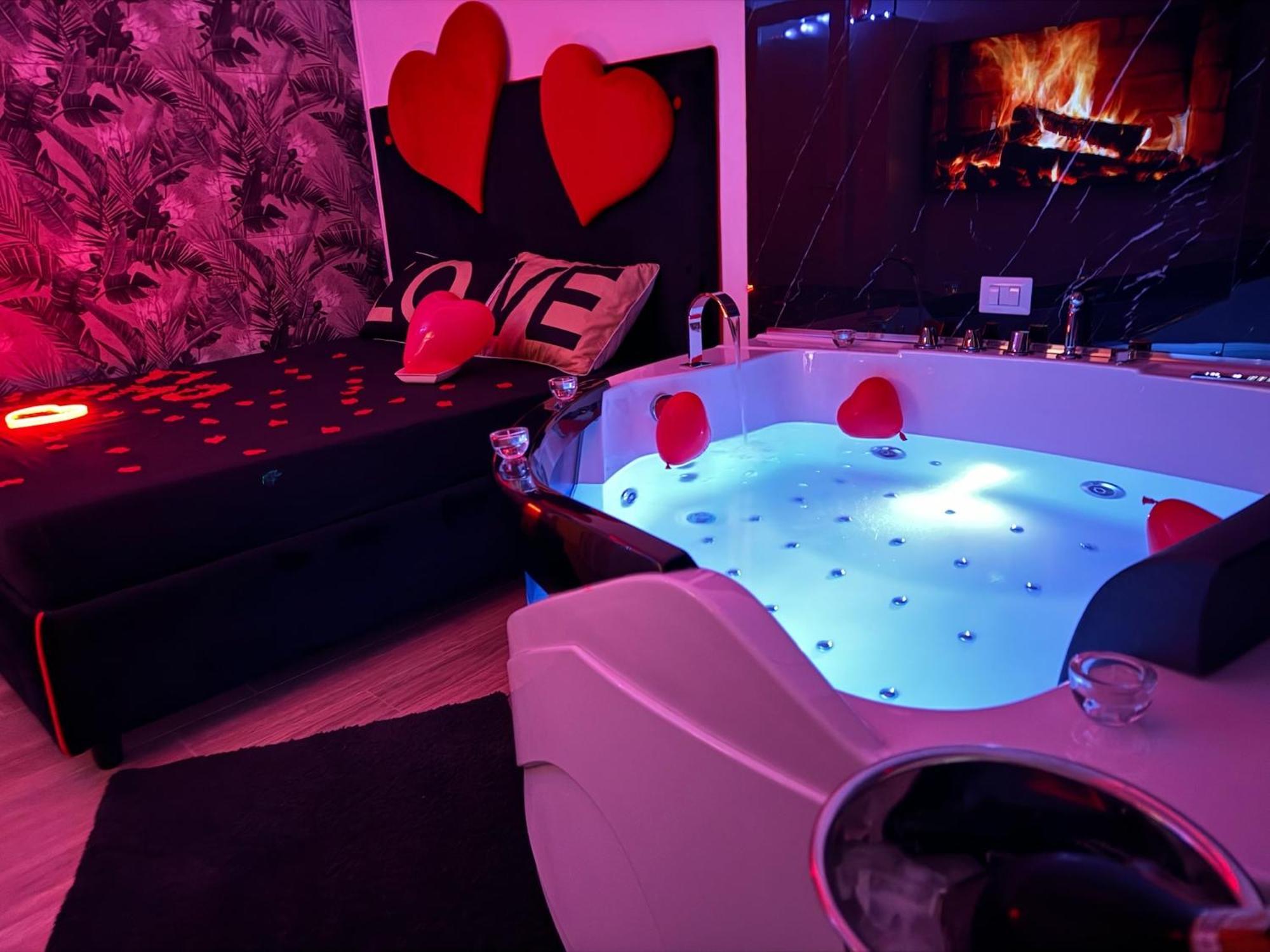 Due Cuori Suite Бари Екстериор снимка