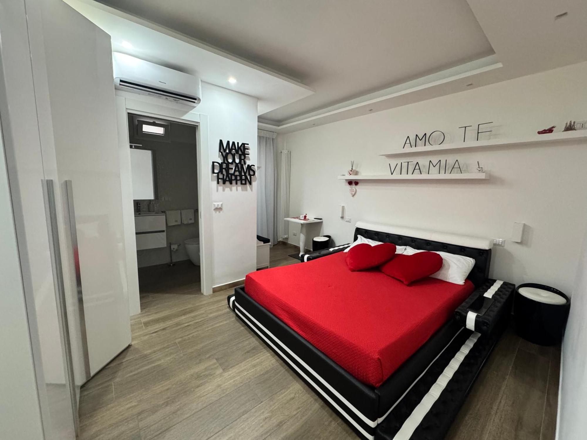 Due Cuori Suite Бари Екстериор снимка