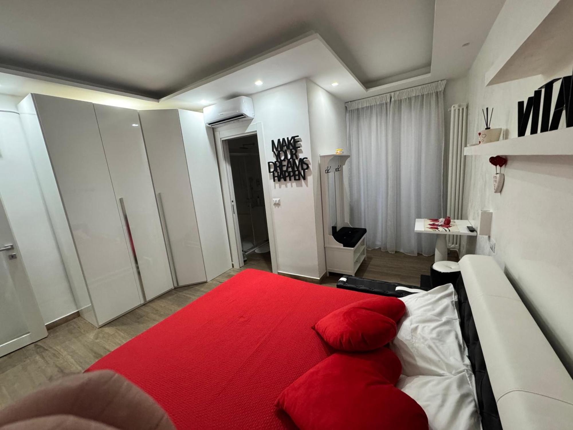 Due Cuori Suite Бари Екстериор снимка